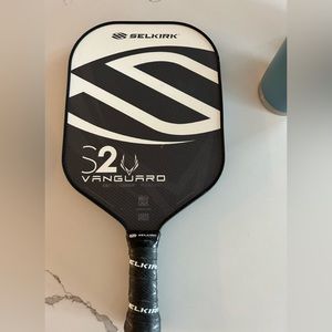 Selkirk pickleball paddle.